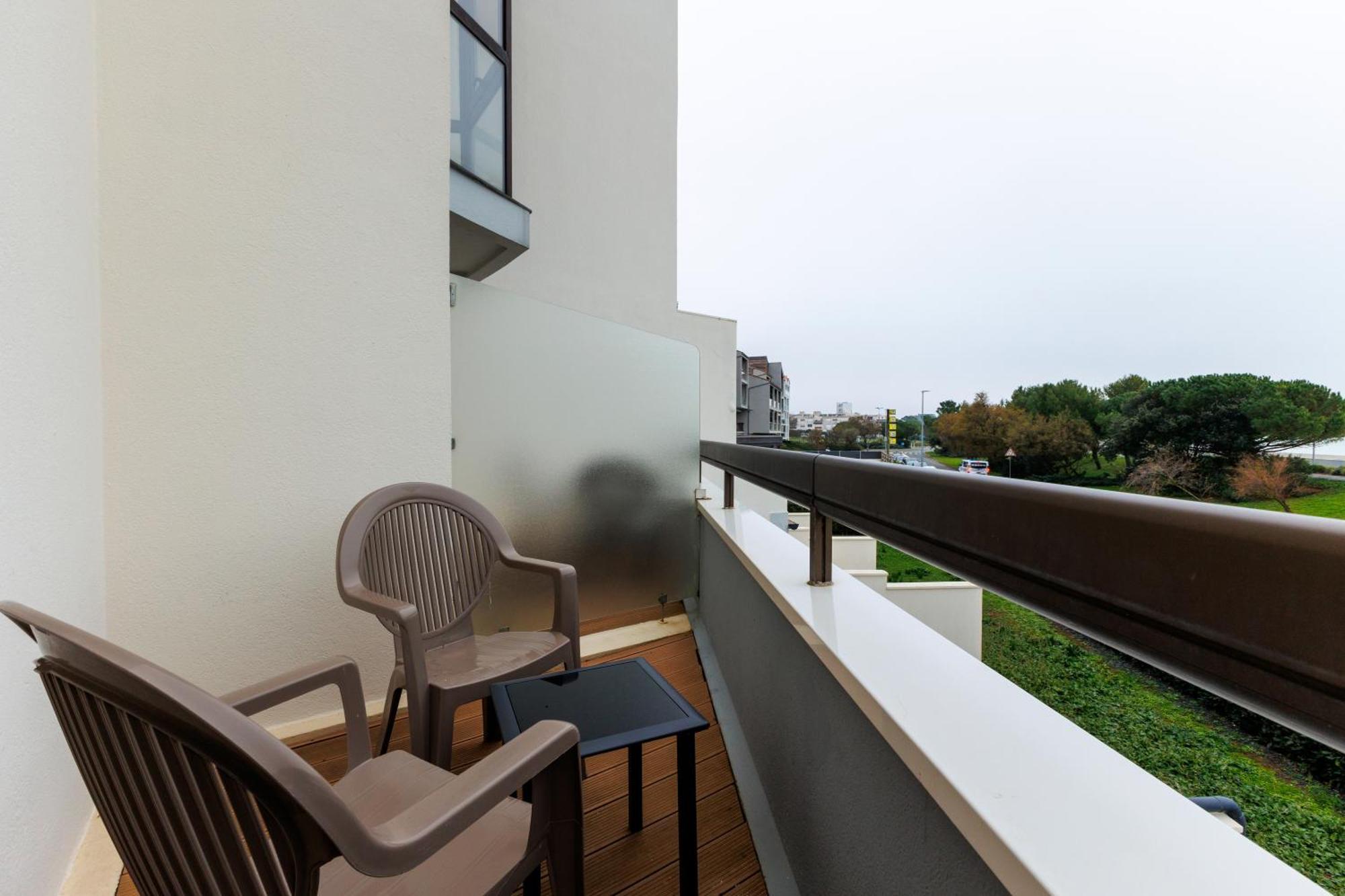 Logis Hotel Le Rochelois La Rochelle  Exteriör bild