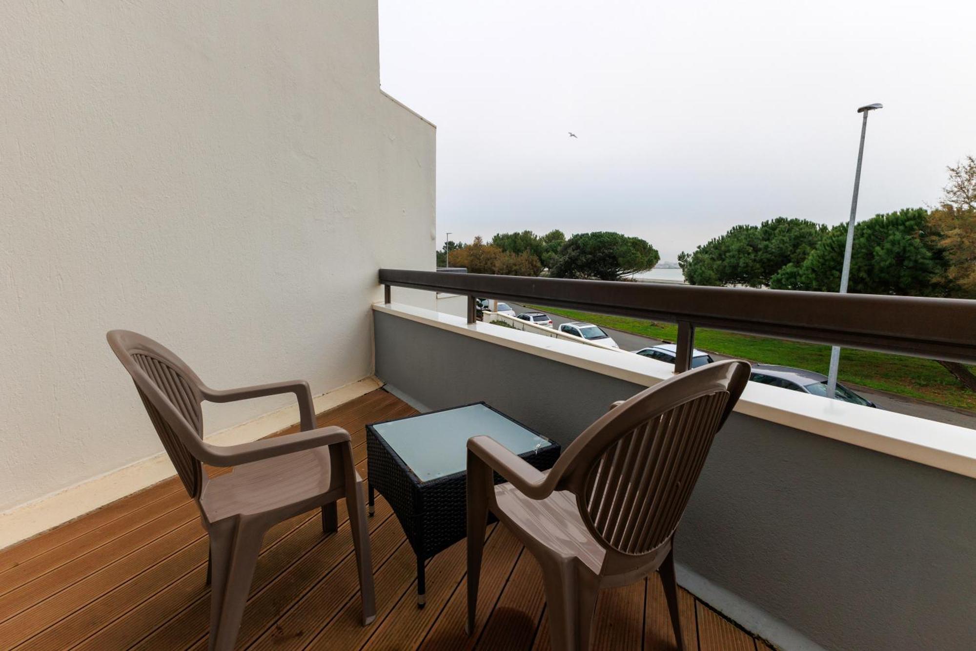 Logis Hotel Le Rochelois La Rochelle  Exteriör bild