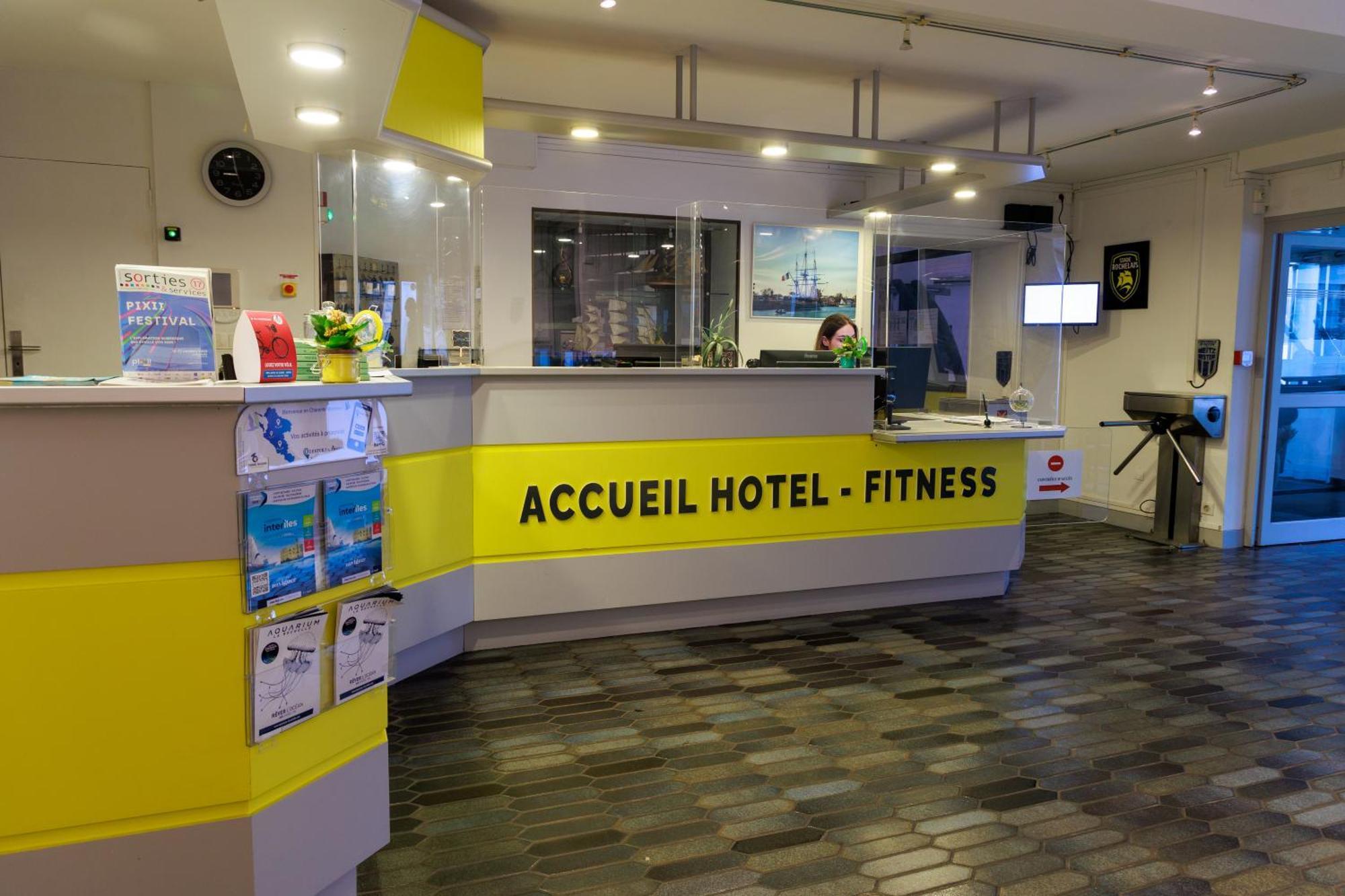 Logis Hotel Le Rochelois La Rochelle  Exteriör bild