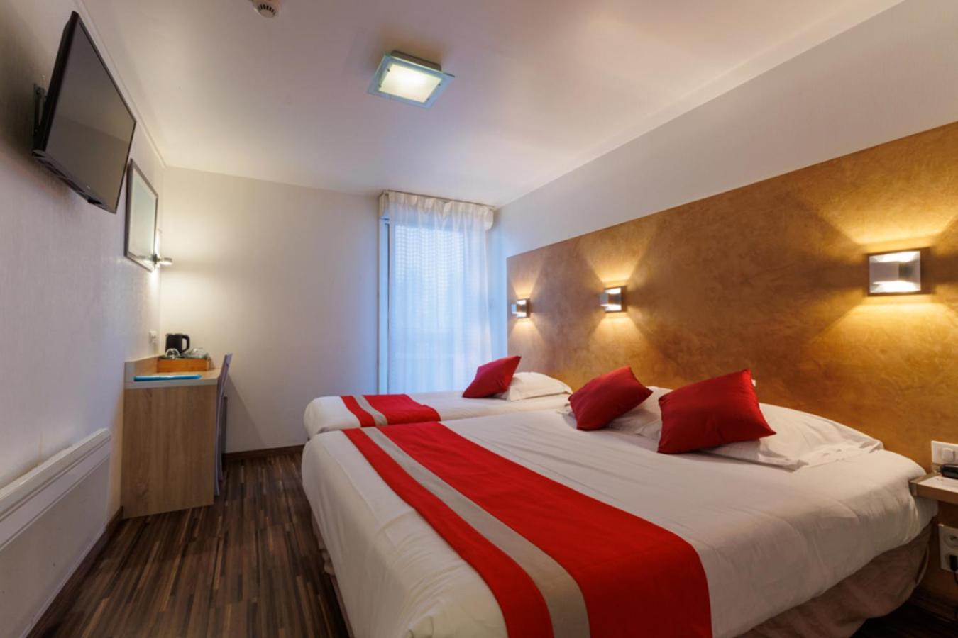 Logis Hotel Le Rochelois La Rochelle  Exteriör bild