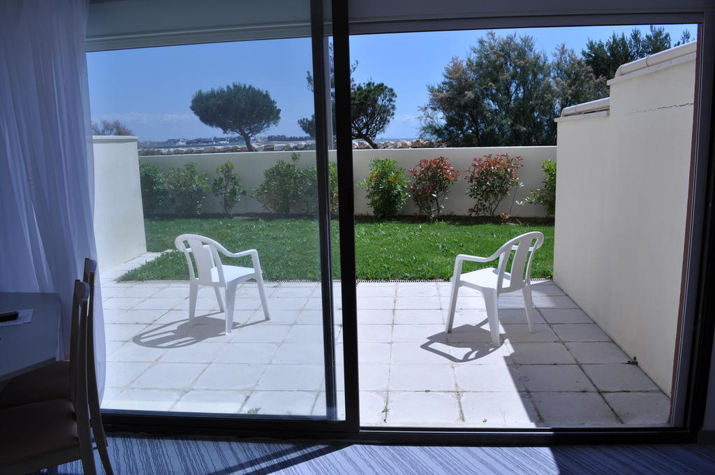 Logis Hotel Le Rochelois La Rochelle  Exteriör bild